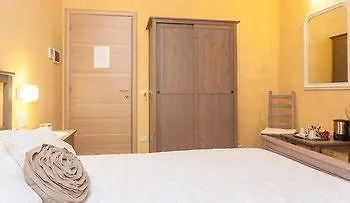 Domus Solis San Pietro Rome 0*,  Italy